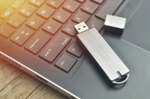 USB Flash Drives Will Disappear by 2026